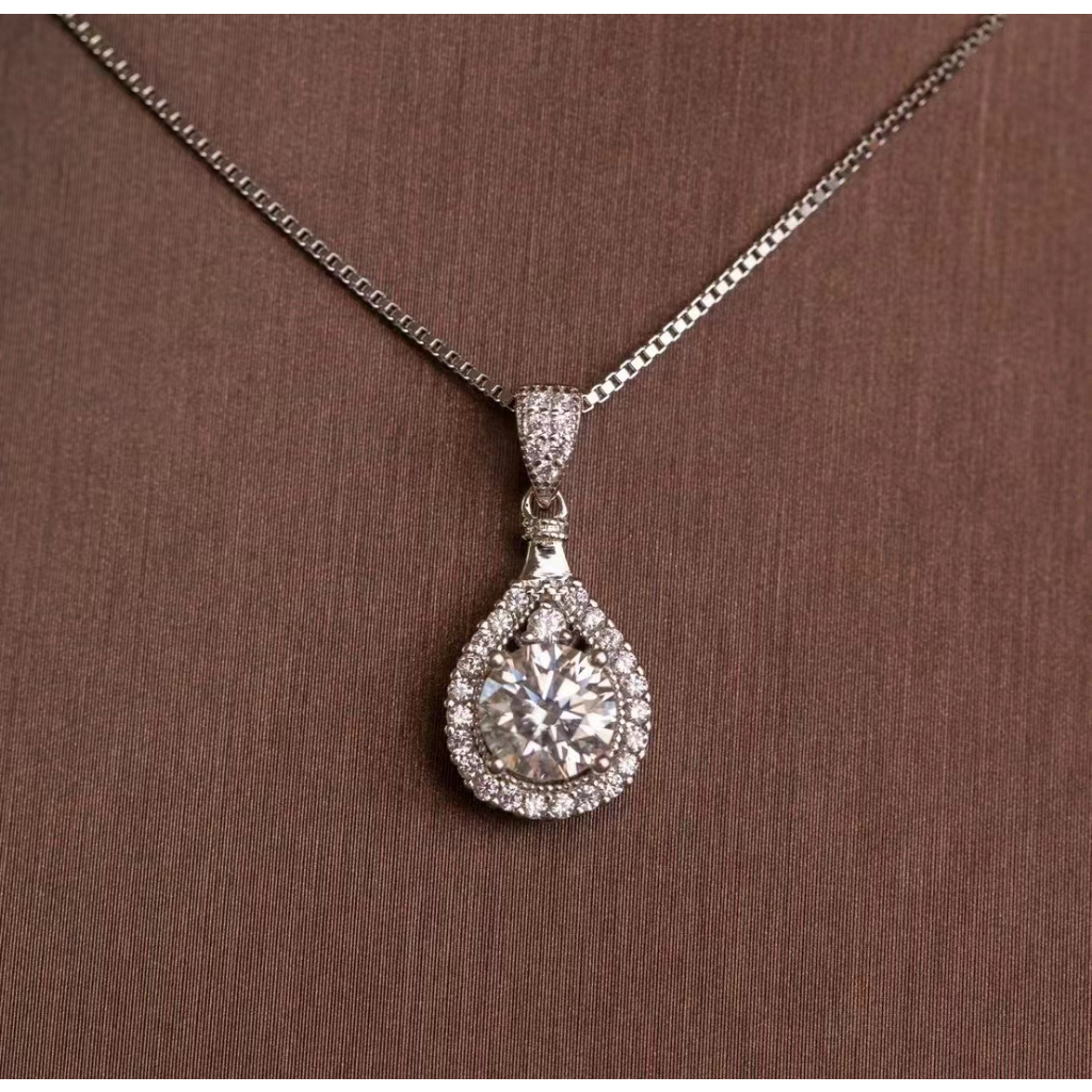 มอยซาไนต์จี้สร้อยคอไมโครไหลหยดน้ําจี้สไตล์จี้มอยซาไนต์เงินสเตอร์ลิงชุบจุด950แพลตตินัมไม่เชื่อมหินหลั