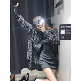 American Retro Casual Versatile Loose and Slim Black Grey Plaid Long Sleeve Shirt Coat