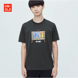 Uniqlo เสื้อยืดแขนสั้น พิมพ์ลายการ์ตูนอนิเมะ "Spy House" สําหรับผู้ชาย และผู้หญิง