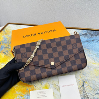 (1:1)Lv_ ใหม่ POCHETTE FÉLICIE กระเป๋าสตางค์แฟชั่น ทรงซองจดหมาย พร้อมกล่องใส่บัตร (พร้อมกล่อง) 01