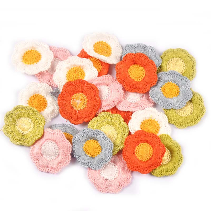 10 ชิ้น 40 มม.Multicolor Daisy ดอกไม้ลูกไม้ Applique Diy Trims อุปกรณ์เสริม Stick-On เย็บ Guipure แพทช์ Handmade อุปกรณ์ CP3039