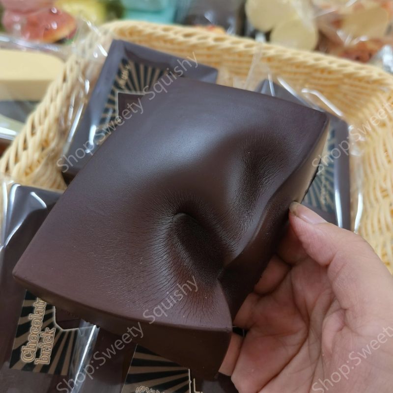 ของเล่นบีบสกุชชี่ รูปช็อกโกแลต ทรงสี่เหลี่ยม บีบได้ช้า