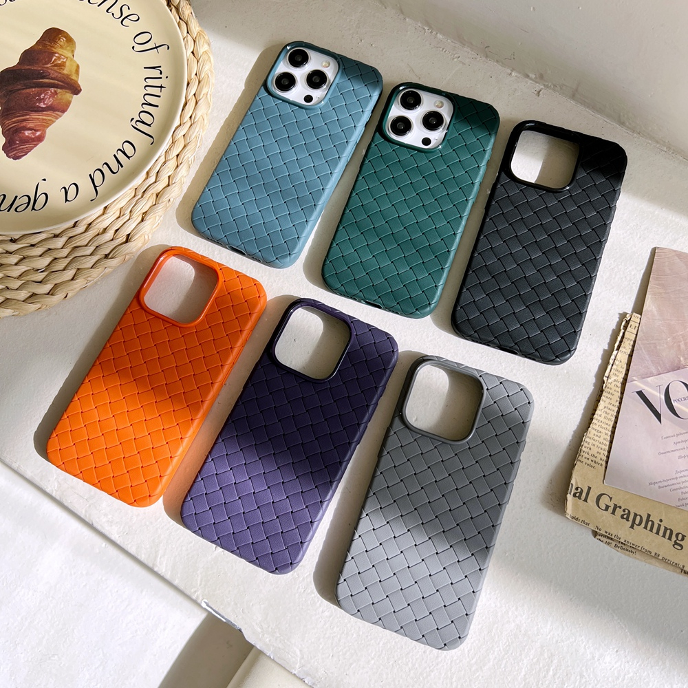 เคสโทรศัพท์มือถือ ซิลิโคนนิ่ม แบบบางพิเศษ ลายสาน 3 มิติ สําหรับ iPhone 15 13 14 12 Pro Max 14 Plus