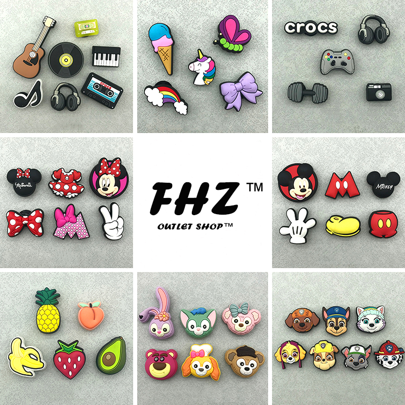 jibbitz crocs charm ใหม่ ชุดการ์ตูน ที่ใส่รองเท้า DIY สไตล์น่ารัก สําหรับรองเท้า DIY สําหรับ crocs jibbitz crocs ของแทั จิบิติดรองเท้า crocs