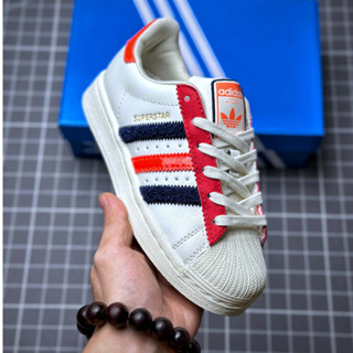 Originals Superstar classic shell head classic รองเท้าผ้าใบ สีขาว HQ4403