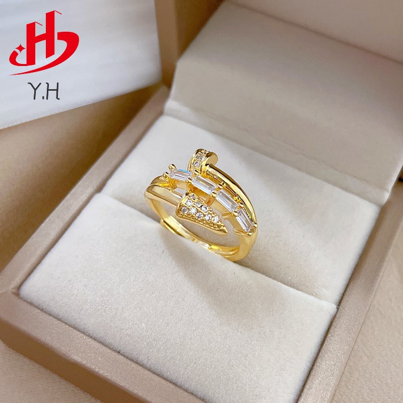 ⭐Y.H⭐ รูปทรงตะปู สีทอง 18 K คุณภาพสูง แหวนผู้หญิง
