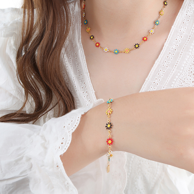 สร้อยคอสเตนเลส 18K อีพ็อกซี่ ลายดอกเดซี่ ขนาดเล็ก หลากสี ป้องกันสนิม