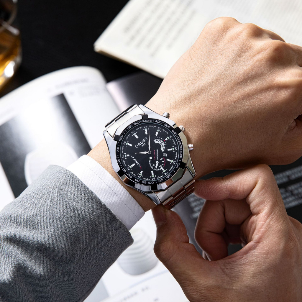 ใหม่กันน้ําส่องสว่างอัตโนมัตินาฬิกาผู้ชายนักเรียนเวอร์ชั่นเกาหลีอินเทรนด์แฟชั่นนาฬิกาควอทซ์ครอบงํา