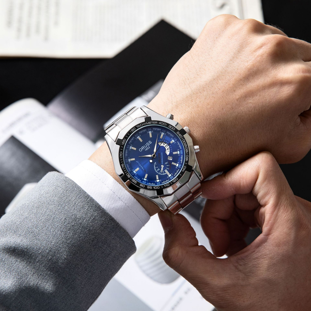 ใหม่กันน้ําส่องสว่างอัตโนมัตินาฬิกาผู้ชายนักเรียนเวอร์ชั่นเกาหลีอินเทรนด์แฟชั่นนาฬิกาควอทซ์ครอบงํา