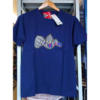 Uniqlo UT Ultraman เสื้อยืดแขนสั้นลําลอง ใส่สบาย สําหรับผู้ชาย และผู้หญิง