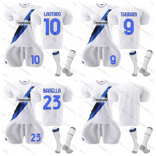 เสื้อกีฬาแขนสั้น ลายทีมชาติฟุตบอลชั้นนํา Inter Milan 2023-24 Lautaro Martinez Thuram Barella พร้อมถุงเท้า สําหรับเด็ก และผู้ใหญ่