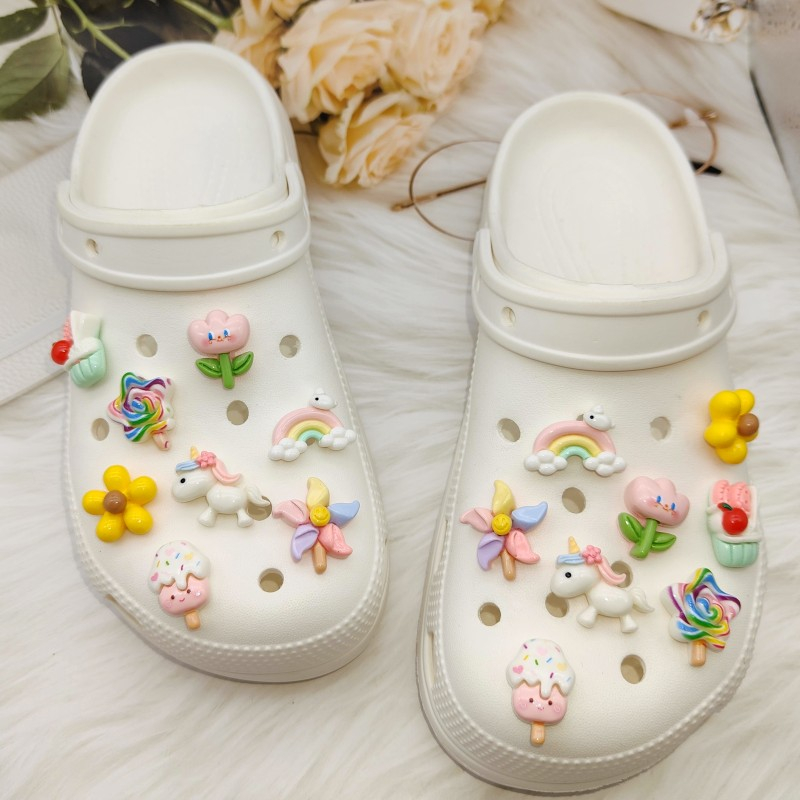 8 ชิ้น / เซต กระดุมขึ้น รองเท้า แวววาว กังหันลม สีรุ้ง ม้า Croc Jibz สวน รองเท้า Pin