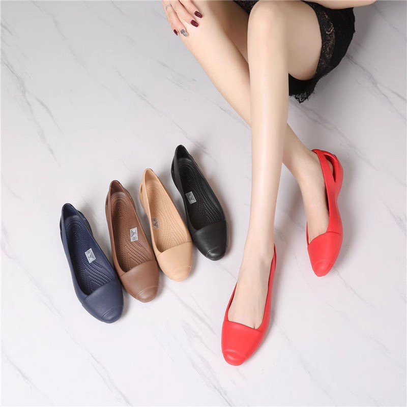 Crocs ของแท้ รองเท้าผู้หญิง สินค้าใหม่ พร้อมส่ง 202811