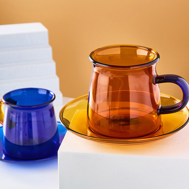 แก้วกาแฟ พร้อมหูจับ ทนความร้อนสูง สีตัดกัน แบบสร้างสรรค์