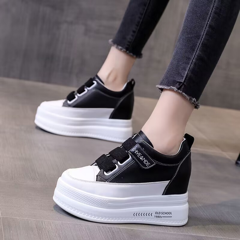 Velcro รองเท้าผู้หญิงด้านในเพิ่มรองเท้าผ้าใบ Low Cut สีดําสีขาวเดิน Joggy รองเท้าขนาด 34-40