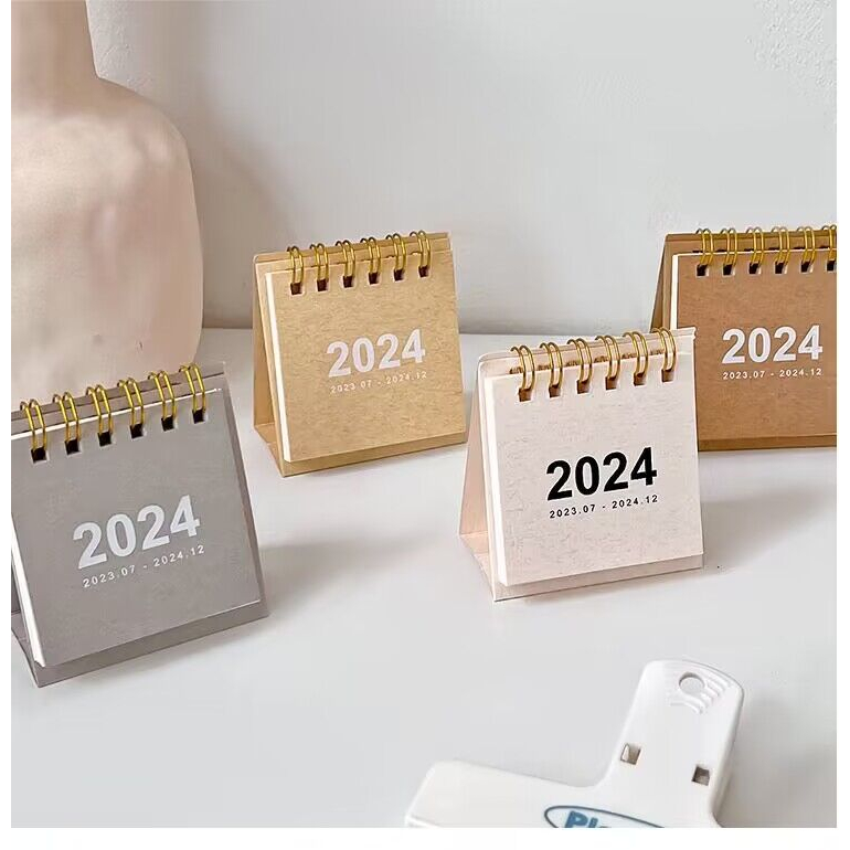 ปฏิทินตั้งโต๊ะ ปี 2024 ขนาดเล็ก