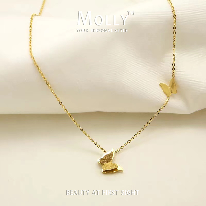 Molly สร้อยคอจี้ผีเสื้อสแตนเลสสําหรับผู้หญิง Non Tarnish Gold Plated Minimalist Dainty สร้อยคอแฟชั่นสแตนเลส