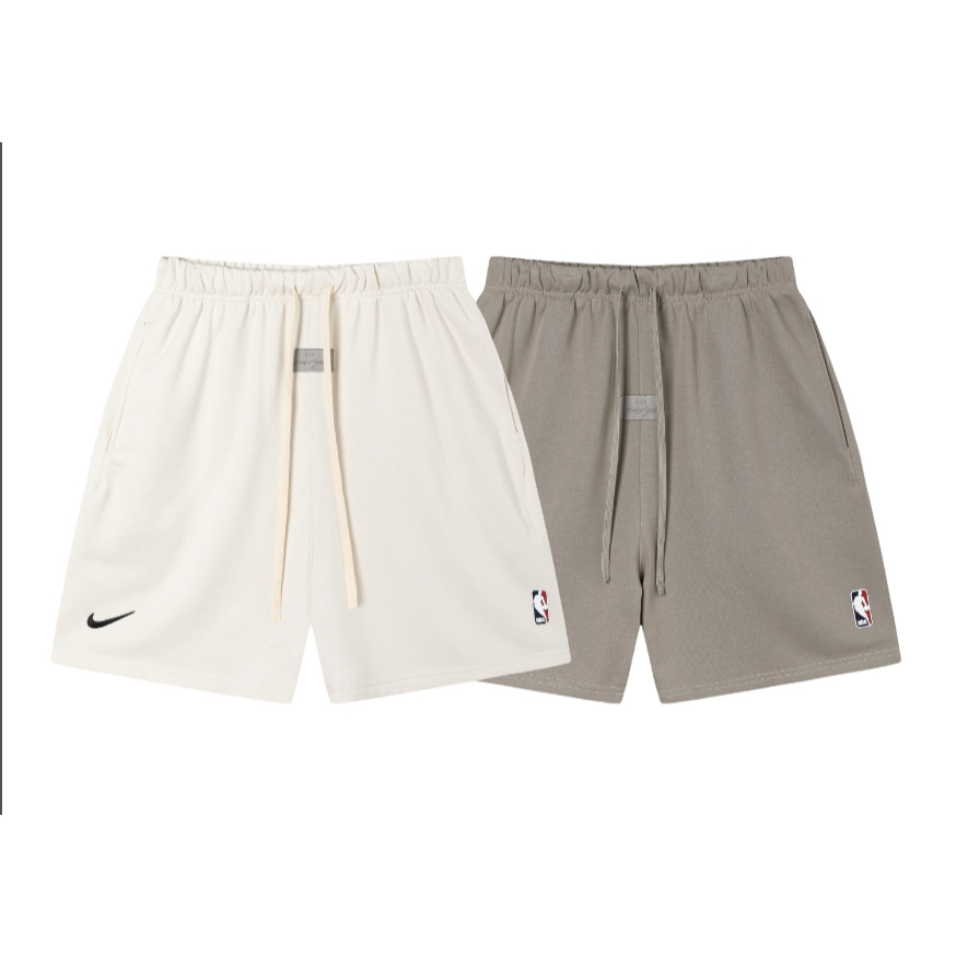 ✨  สต็อกพร้อม ✨ กีฬาและสันทนาการ High Street FOG Capris กางเกงขาสั้นกางเกงลําลอง FEAR OF GOD