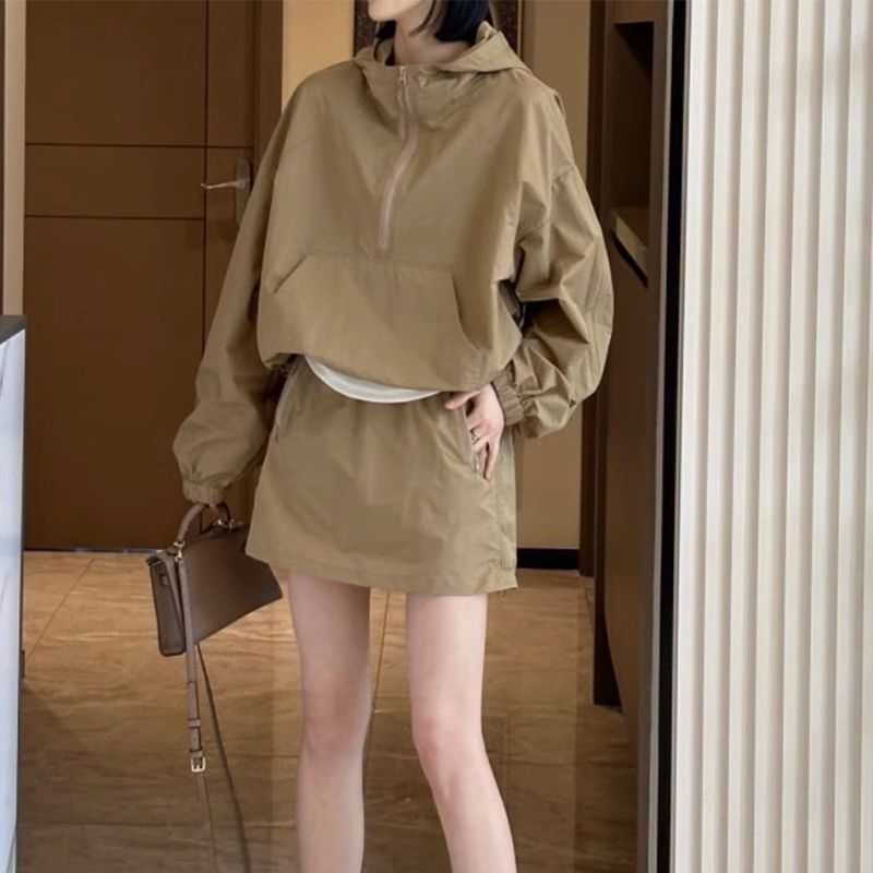 ชุดกอล์ฟสองชิ้นสําหรับผู้หญิงชุดกระโปรงเทนนิสแฟชั่นสวมใส่ฤดูใบไม้ร่วง2023