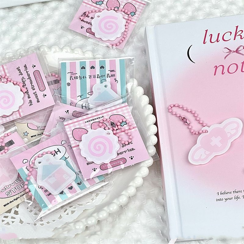 พวงกุญแจ จี้รูปปลาน่ารัก สีชมพู สําหรับห้อยกระเป๋านักเรียน - รูปที่ 2