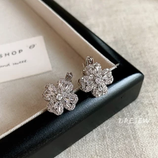 DREJEW แฟชั่นเกาหลี เพทาย ดอกไม้ ต่างหู ส่วนบุคคล ใหม่ ต่างหู เบา หรูหรา ต่างหูแพ้ง่าย