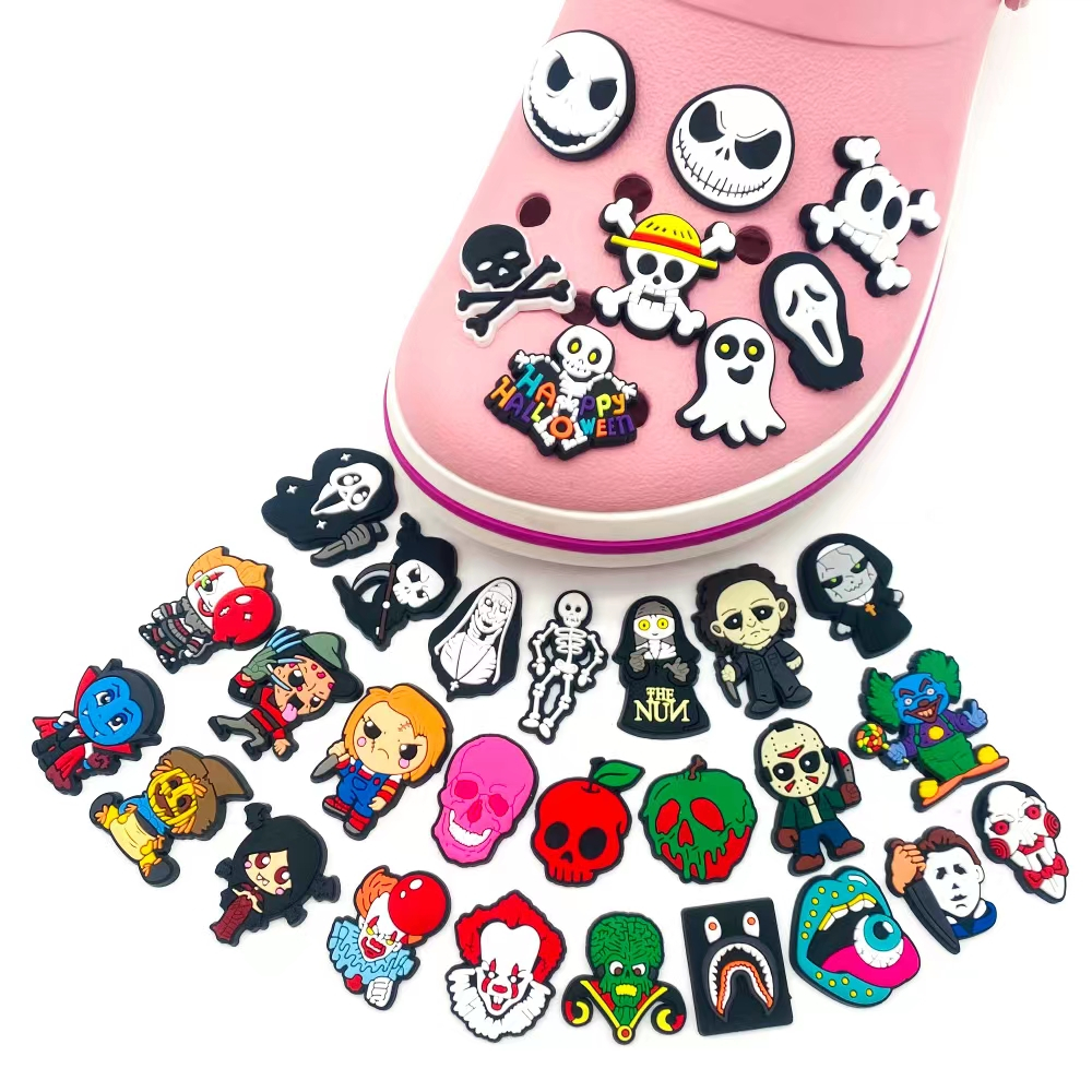 เครื่องประดับรองเท้า จิ๊บบิท 49 รูปแบบของการตกแต่งซีรีส์ฮาโลวีนใส่เสน่ห์พร้อมปุ่ม