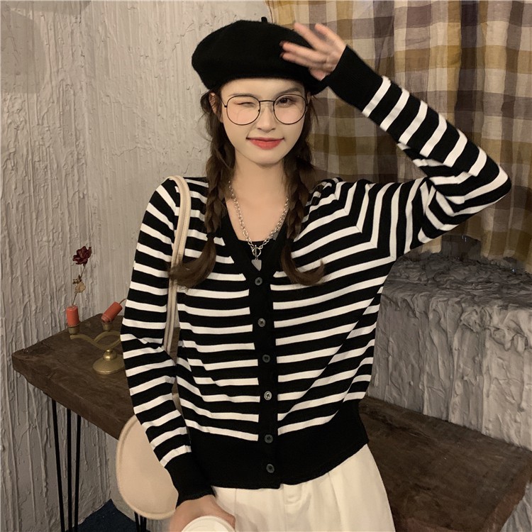 ZHELIHANGFEI เสื้อไหมพรมลายทางเสื้อกันหนาวแจ็คเก็ตคาร์ดิแกนของผู้หญิงสวมเสื้อคอวีด้านบน