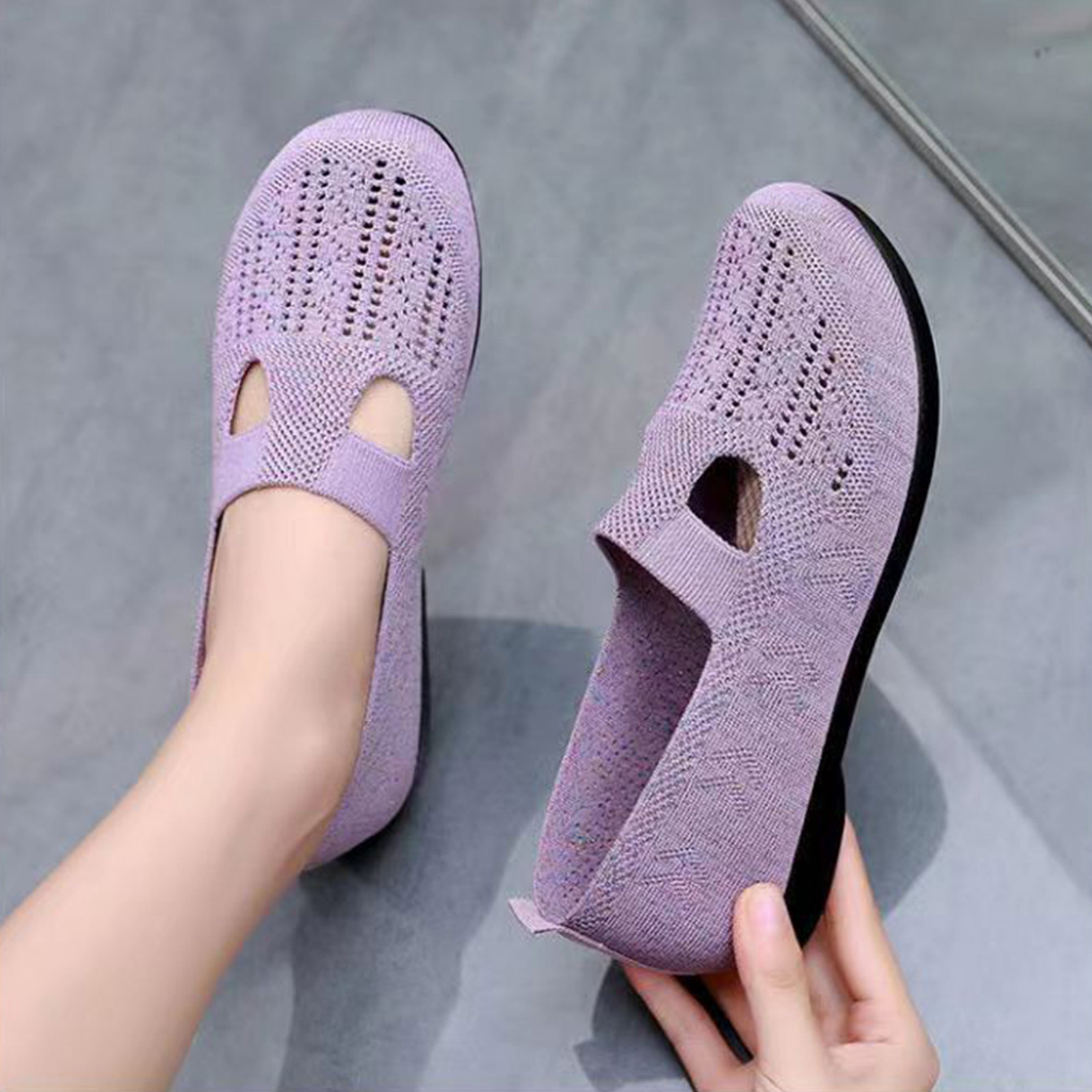 【จัดส่ง 24 ชั่วโมง】รองเท้าลําลอง พื้นแบน ผ้าตาข่าย ระบายอากาศ กันลื่น สําหรับผู้สูงอายุ และคุณแม่