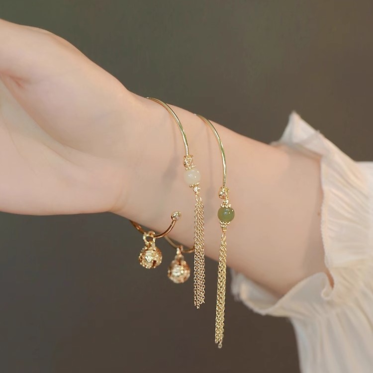 สร้อยข้อมือ ประดับลูกปัด ระฆัง สไตล์จีนโบราณ สีทอง แฟชั่นสําหรับผู้หญิง