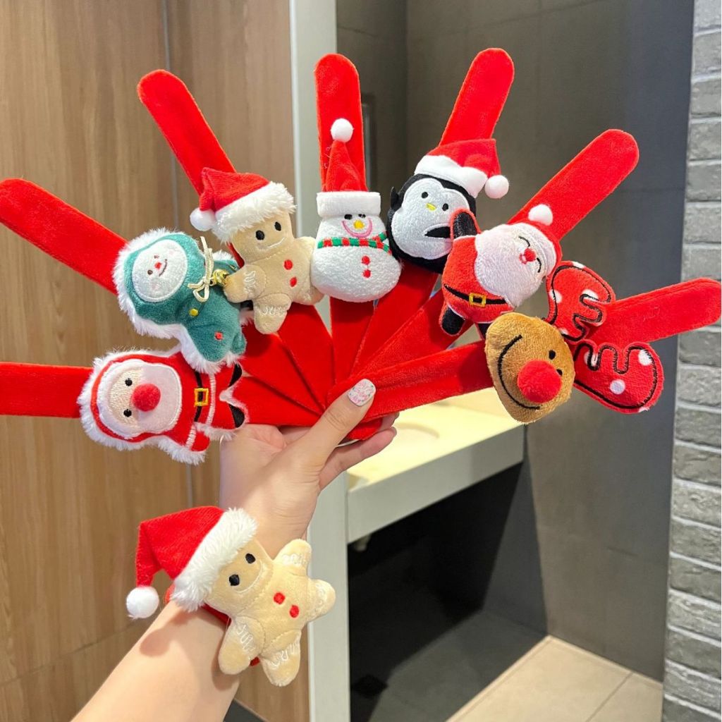 เครื่องประดับ สร้อยข้อมือ จี้ตุ๊กตาคริสต์มาส เหมาะกับของขวัญคริสต์มาส สําหรับผู้ใหญ่ และเด็ก