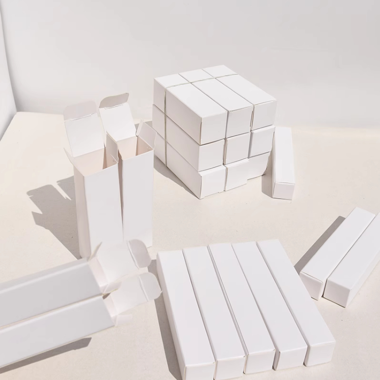 50 ชิ้น/ล็อต กล่องเล็ก 2x2 ซม./2.5x2.5 ซม. กระดาษแข็งขาว สําหรับบรรจุภัณฑ์ ลิปสติก น้ําหอม