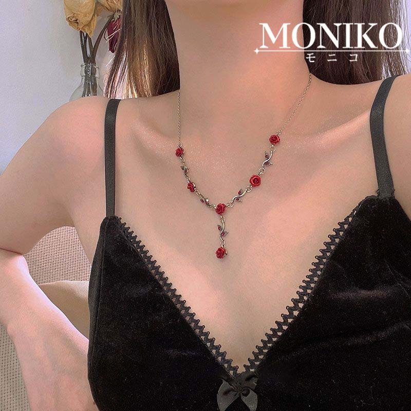 MONIKO ชุดเครื่องประดับดอกกุหลาบวินเทจ ชุดสามชิ้น