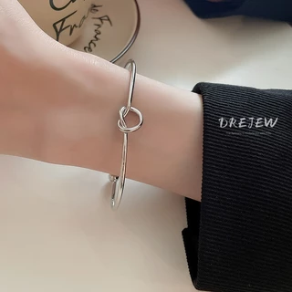 DREJEW สร้อยข้อมือโลหะ ผูกปม ความรัก สไตล์ยุโรป และอเมริกา การออกแบบเฉพาะ เกาหลี ins สร้อยข้อมืออเนกประสงค์ ที่เรียบง่าย แพ้ง่าย