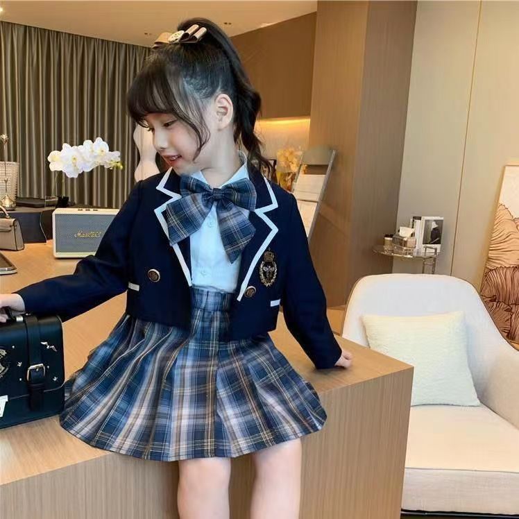 เสื้อแจ็กเก็ตแขนยาว กระโปรงพลีท ขนาดใหญ่ กลาง สามชิ้น สไตล์ Preppy สําหรับเด็กผู้หญิง