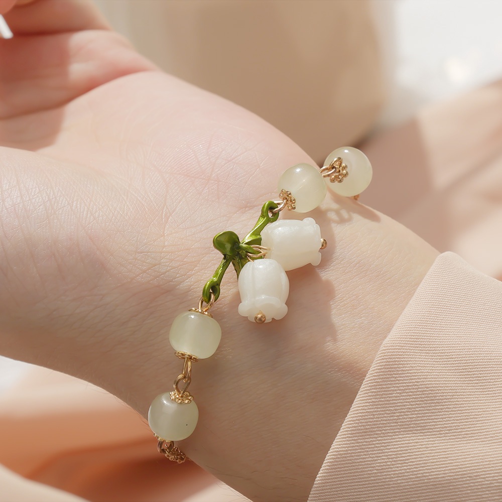 สร้อยข้อมือ กําไลข้อมือ หินหยกเทียม นําโชค สีทอง ใบถั่วลิสง สีเขียว สไตล์วินเทจ หรูหรา สองชั้น เครื่องประดับ สําหรับผู้หญิง