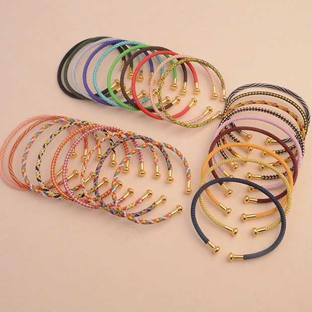 สร้อยข้อมือสายเชือกถักประดับลูกปัดสีทองสำหรับผู้หญิง thumbnail 4