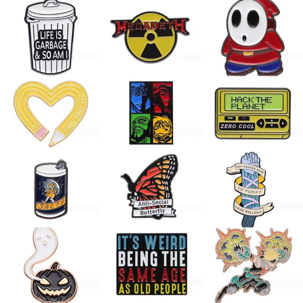 เข็มกลัดยีน รูปทรงเรขาคณิต ตัวอักษรภาษาอังกฤษ สร้างสรรค์ เข้ากับทุกการแต่งกาย อุปกรณ์เสริม สําหรับตกแต่งเสื้อผ้า กระเป๋า