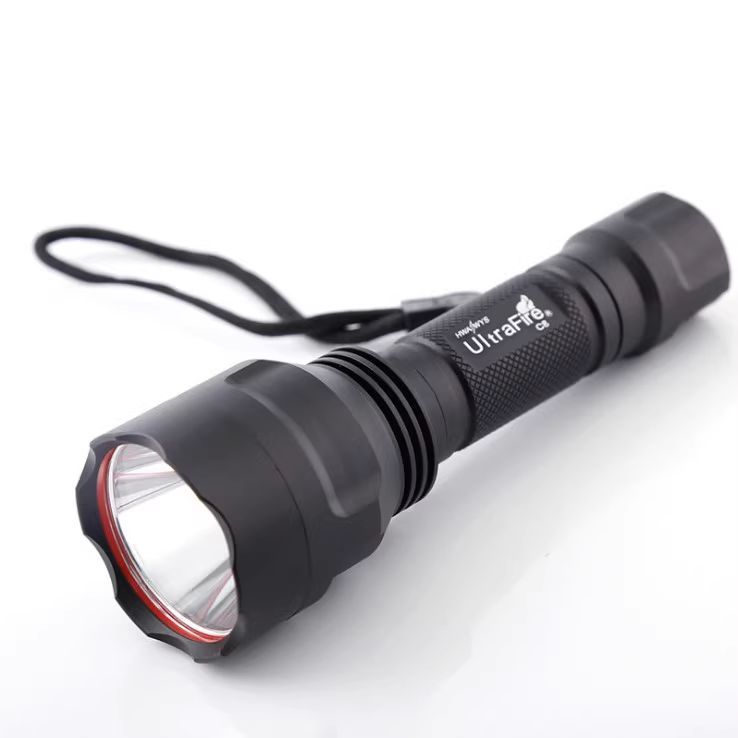 ไฟฉาย Ultrafire C8 พร้อม CREE Q5/T6 LED ไฟฉายยิงยาวตั้งแคมป์เดินป่า