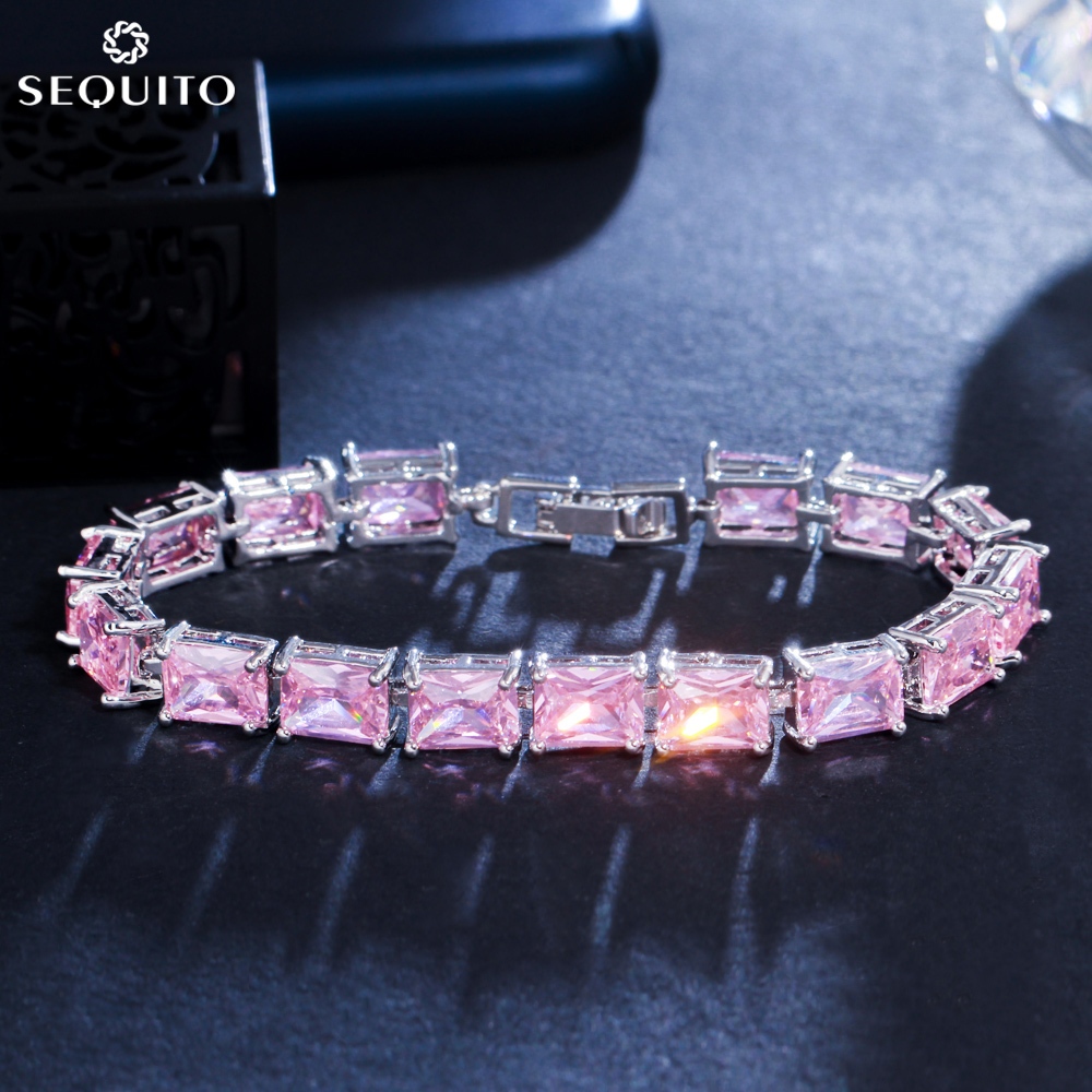 SEQUITO สี่เหลี่ยมผืนผ้า Pink Cubic Zirconia สร้อยข้อมือเทนนิสสําหรับสาว Vogue เครื่องประดับทองคําขาว B128