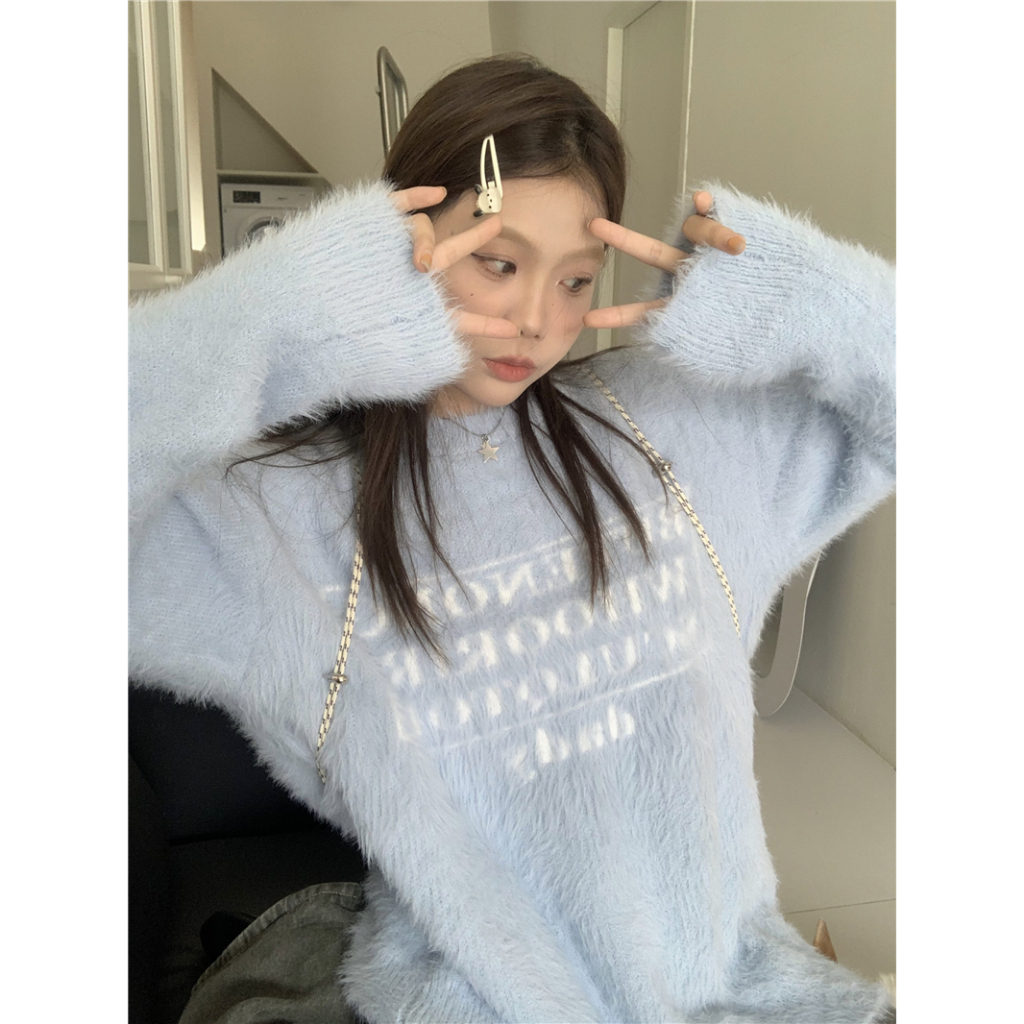 [Love laugher gir]เสื้อกันหนาว คอกลม ผ้าวูลเทียม แบบนิ่ม ทรงหลวม พิมพ์ลายตัวอักษร แฟชั่นฤดูหนาว
