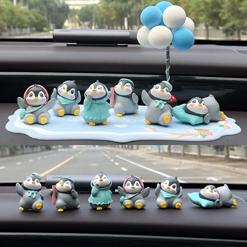 ชุดตกแต่งรถยนต์ การ์ตูนน่ารัก 6 ชิ้น พร้อมตุ๊กตาเพนกวินกันลื่น สําหรับแดชบอร์ด