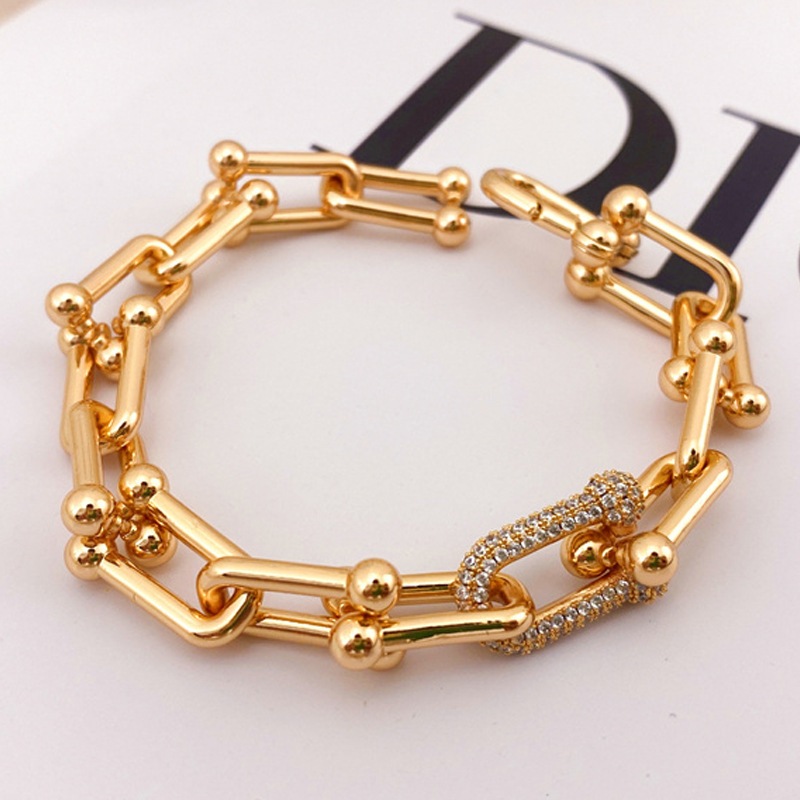 แฟชั่นหรูหราสร้อยข้อมือหัวเข็มขัดเกือกม้าหญิง High-End U-Shaped Interlocking เพชร-Studded คู่ Bamb