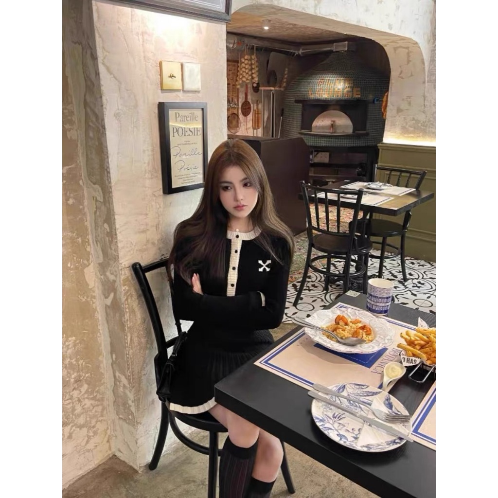 Xiaozhainv ชุดเสื้อคาร์ดิแกน กระโปรงพลีท สองชิ้น สําหรับครอบครัว