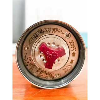 Mischief M40 เครื่องบดกาแฟแมนนวล – สแตนเลส, ทรงกรวย, Red Click คลิกเหมือน C40 MK4