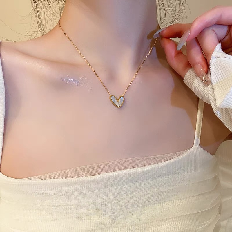 สร้อยคอ จี้รูปหัวใจ สีทอง เหมาะกับของขวัญวันเกิด สไตล์เกาหลี สําหรับผู้หญิง และนักเรียน