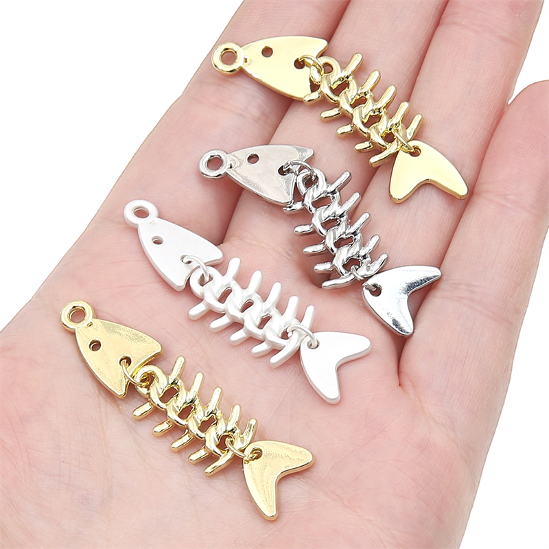 จี้ก้างปลา โลหะผสม สีทอง สีเงิน เครื่องประดับแฟชั่น DIY เครื่องประดับที่ไม่ซ้ํากัน พวงกุญแจ กระเป๋าเป้สะพายหลัง จี้