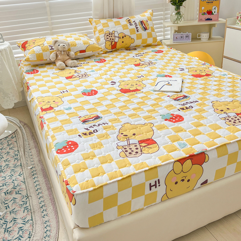 Dansunreve ผ้าปูที่นอน มุม 10นิ้ว หมีพูห์ winnie the pooh ผ้าปูรัดมุม หมีพูห์ พิมพ์ลายหมีพูห์น่ารัก แฟชั่น การ์ตูน ควิลท์ 6ฟุต 5ฟุต single queen king