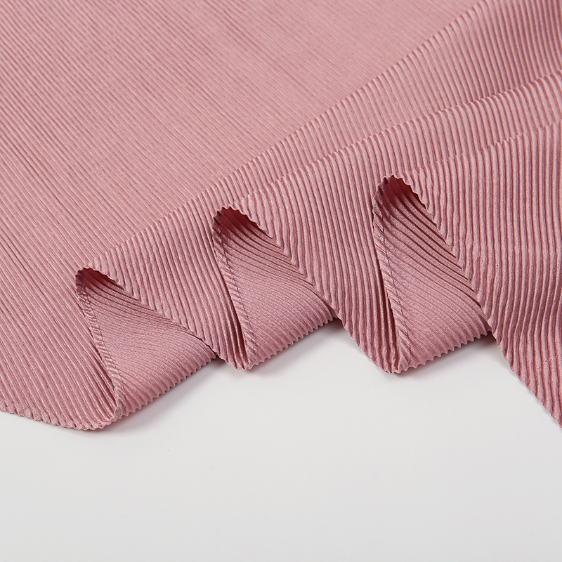 Laven Plain Square Satin Crinkle ผ้าพันคอผู้หญิงมุสลิม Tuudung Bandana ฮิญาบผ้าพันคอจีบผ้าคลุมไหล่ริ้วรอย