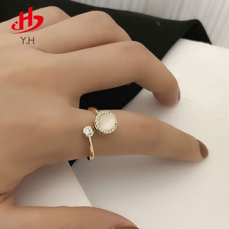 Y.H ตาแมว หินจันทรา สีทอง 18 K แหวนหมุนได้