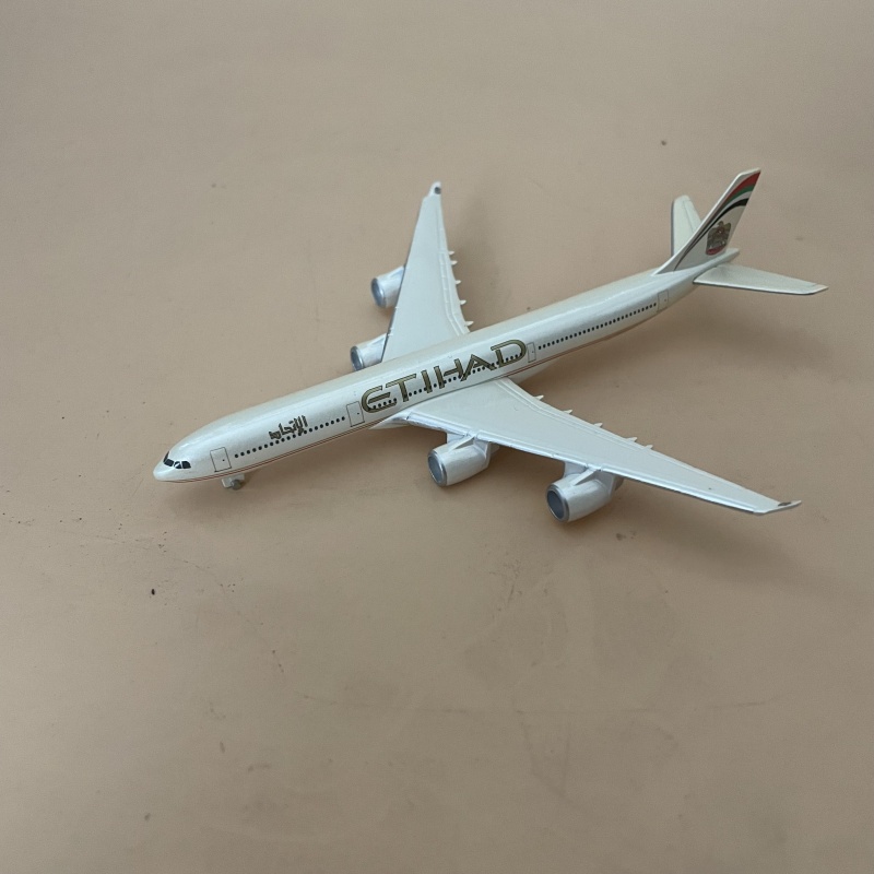 1: 600Herpa Herpa Airbus A340-500 Attihad Airlines จําลอง Airliner เครื่องบินรุ่น